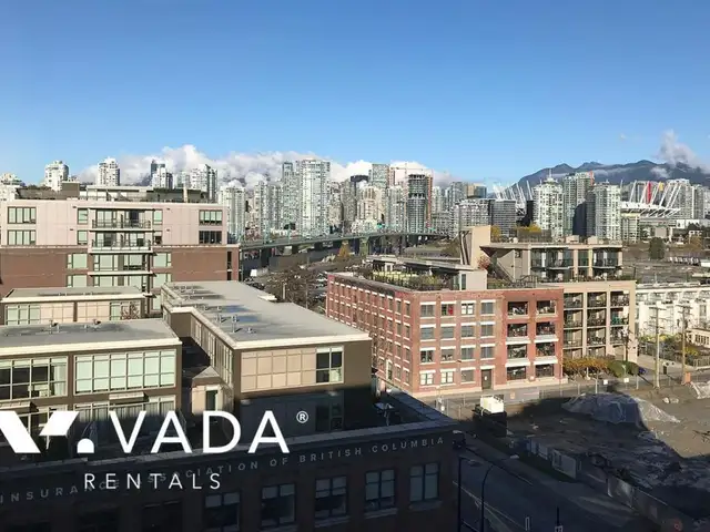 Montreux 2 BR APT Rental 704-2055 Yukon St Vancouver: VADA