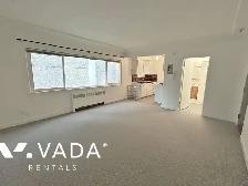 Valcrest Manor Studio Rental 10-1208 Burnaby St Vancouver: VADA - Photo 3