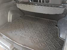 2025 Toyota RAV4 Plug-In Hybrid SE AWD - Photo 6