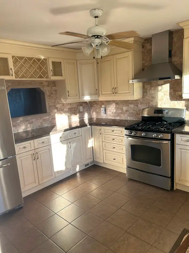 Complete Kitchen