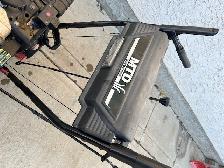 MTD Yard Works Snowblower for parts - Photo 2