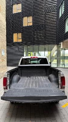 2016 RAM 1500 SPORT HEMI 4x4 'Clean title and safety' - Photo 4