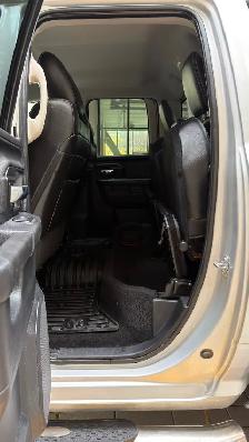 2016 RAM 1500 SPORT HEMI 4x4 'Clean title and safety' - Photo 8