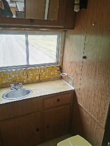 1980 Vintage Skylark Gooseneck Camper - Photo 7