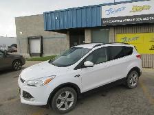 2015 Ford Escape SE - Photo 2