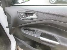2015 Ford Escape SE - Photo 10