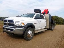 2018 Dodge Ram 5500 Crane Truck - Photo 3