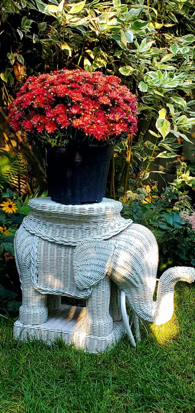 Vintage White Wicker Elephant Stool Side Table