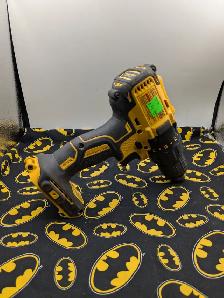 DeWALT DCD777 Drill Driver (#3178) - Photo 2