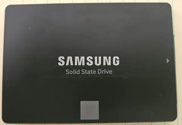 SSD Samsung 860 EVO 500go a vendre