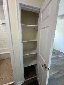 3 Story, 2 Bedrooms Townhouse - Photo 6
