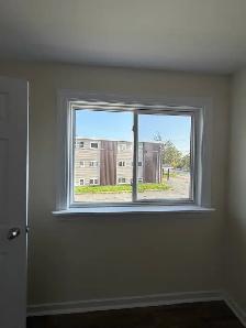 3 Story, 2 Bedrooms Townhouse - Photo 8