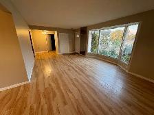 Meadowlark area- 4 bedroom house with Garage - Nov 1. - Photo 6