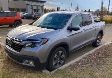 2019 Honda Ridgeline Touring Edition - Photo 4