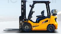 IC Powered Forklifts - Photo 2
