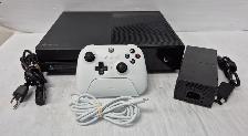 (N9743303) Microsoft 1540 Xbox One - 500GB