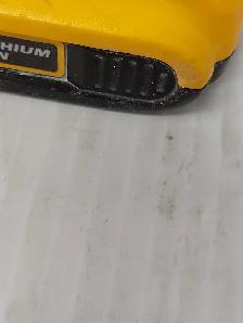 (N92108-4) DeWalt DCB203 Battery 20V 2AH - Photo 4