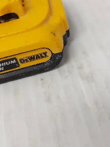 (N92108-4) DeWalt DCB203 Battery 20V 2AH - Photo 9
