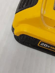 (N92108-4) DeWalt DCB203 Battery 20V 2AH - Photo 10