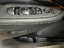 2017 Nissan Murano Platinum / AWD /  1 Local Owner - Photo 17