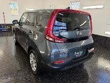 2020 Kia Soul LX - Photo 3