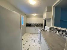 2 Beds 1 Bath - Whole House for Rent - Photo 3