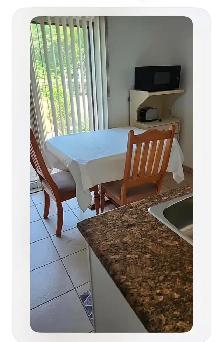 Bright and beautiful Furnished Room for Rent - $1100 Hydro  util - Photo 6