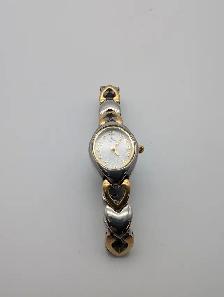(B6925) Wristwatch Bulova 96v02 5.5' Diameter