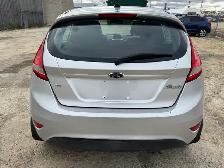2012 Ford Fiesta SE Clean title Safetied - Photo 4