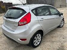 2012 Ford Fiesta SE Clean title Safetied - Photo 5