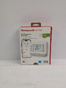 (B6828) Honeywell RTHC2CWF Smart Thermostat New in box