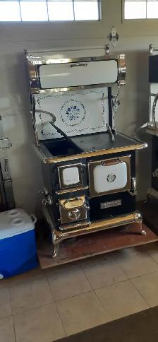 Heartland Sweetheart Cook Stove