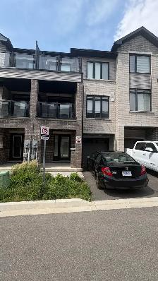 Charming 2-Bedroom Family Home for Rent in Brantford! - Photo 9