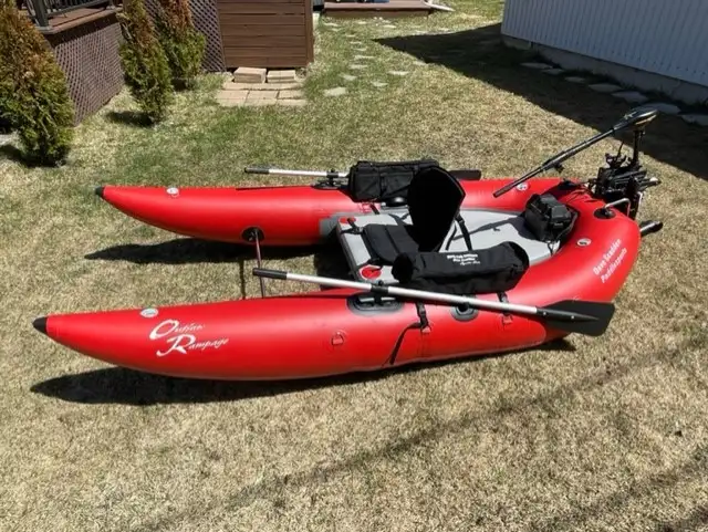 Bateau gonflable au Saguenay