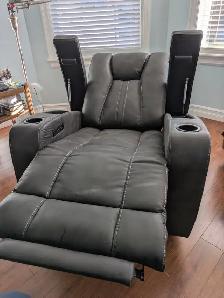 San Antonia Zero Gravity Power Recliner for sale - Photo 4