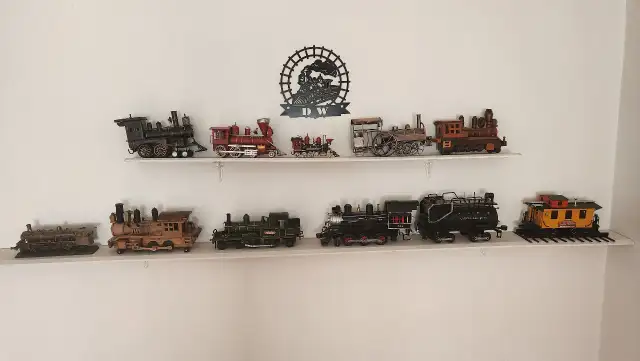 HAND MADE TRAIN ENGINES COLLECTION WITH CABOOSE..