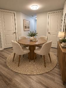 2 bedroom, 2 bathroom townhouse unit - Swansea / High Park - Photo 2