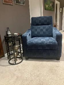 Lazyboy Recliners - Photo 3