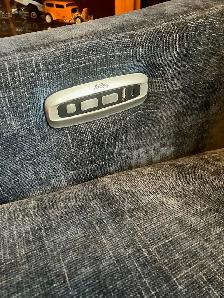 Lazyboy Recliners - Photo 5