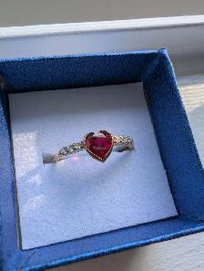 Brand New 10K Yellow Gold Ruby & Diamond Ring For Sale - Photo 3