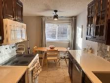 Fully Furnished 2 Bedroom! - Photo 4