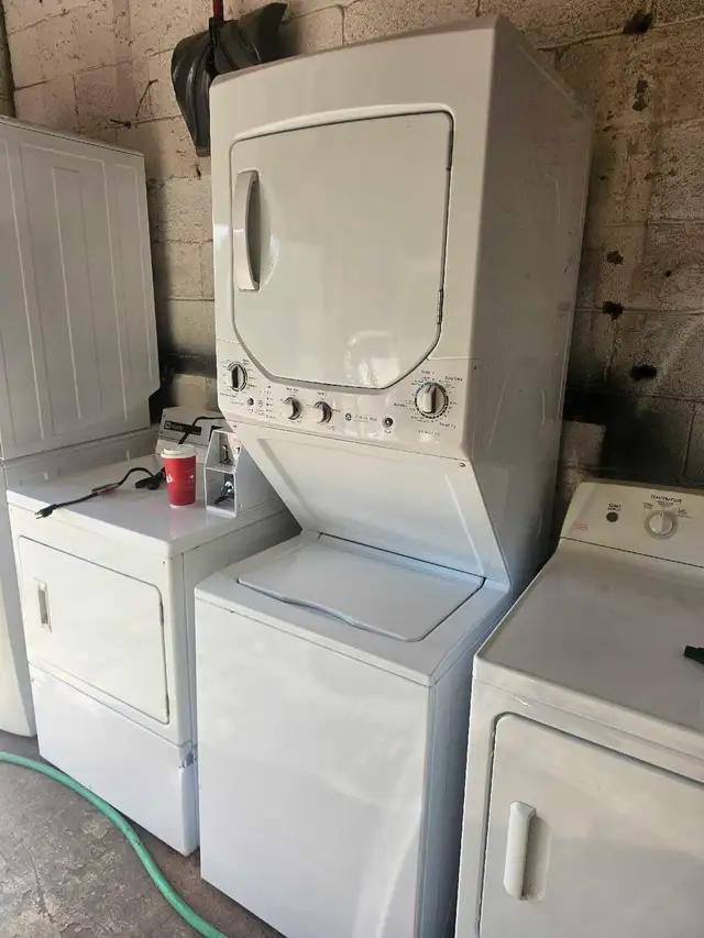 GE Laundry center 24'