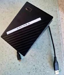 WD 4TB Passport Portable USB-3 Drives - Photo 3