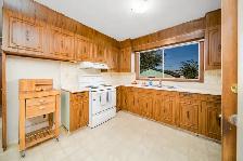 LEGAL SUITE under 400k North Side Edmonton - Photo 9