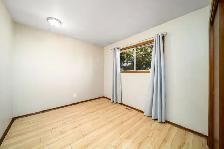 LEGAL SUITE under 400k North Side Edmonton - Photo 10