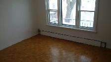 2 Bedroom ByWard Market Apartment for Rent (152 Guigues Ave) - Photo 3