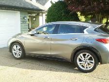 2017Infinity QX30 Imaculate - Photo 2