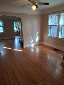 House for rent - Photo 3