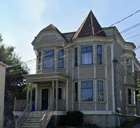 183 Douglas Ave -  Beautiful 1BR Den North, Parking, Laundry