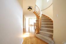 Wonderful 3Bdm/2.5Bth End Unit Townhome, Barrhaven, Jan 1 - Photo 3